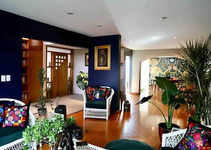 Luxurious Mid Century Modern Folk Art Сasa de vacaciones *